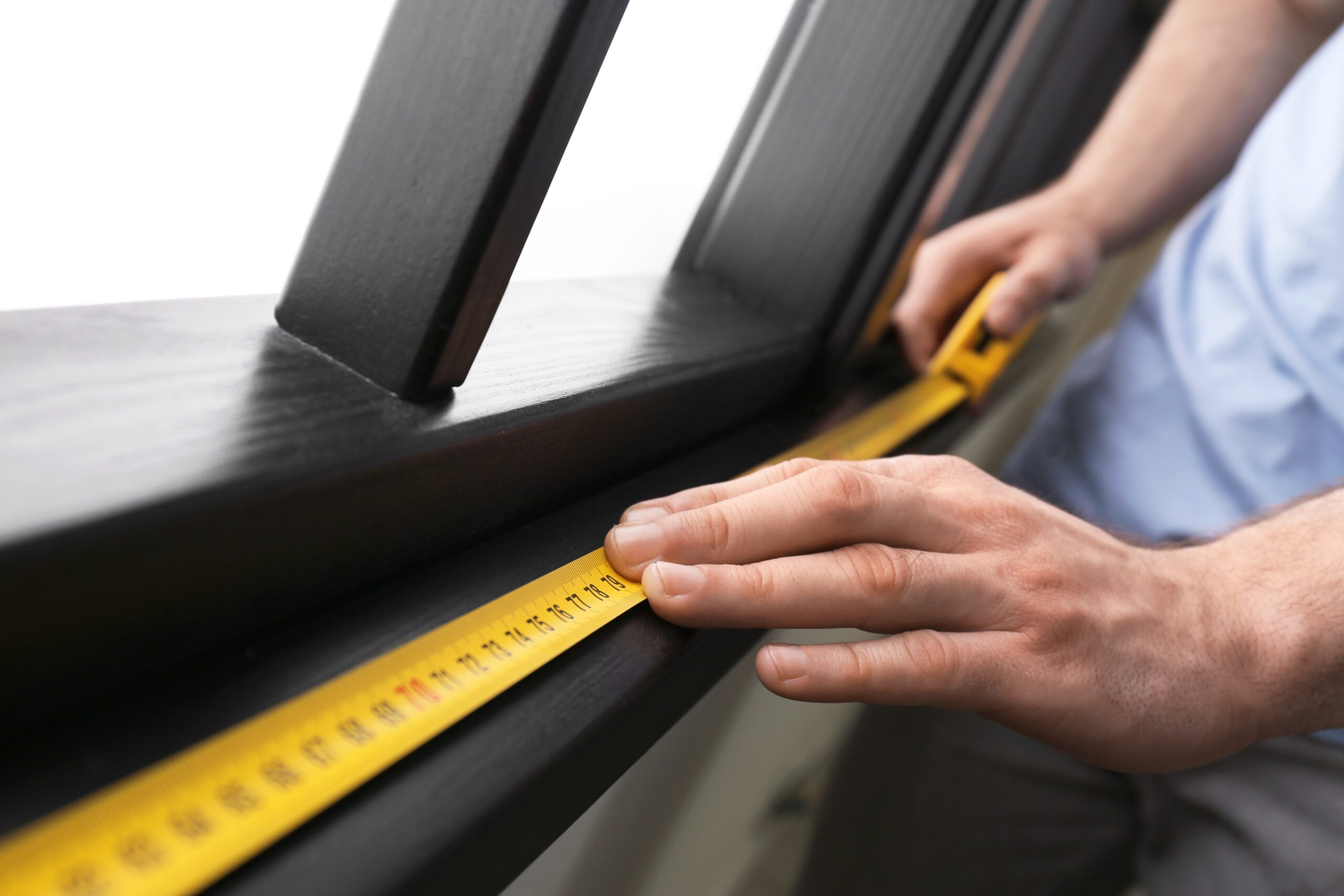 You are currently viewing How to Measure a Window for Replacement